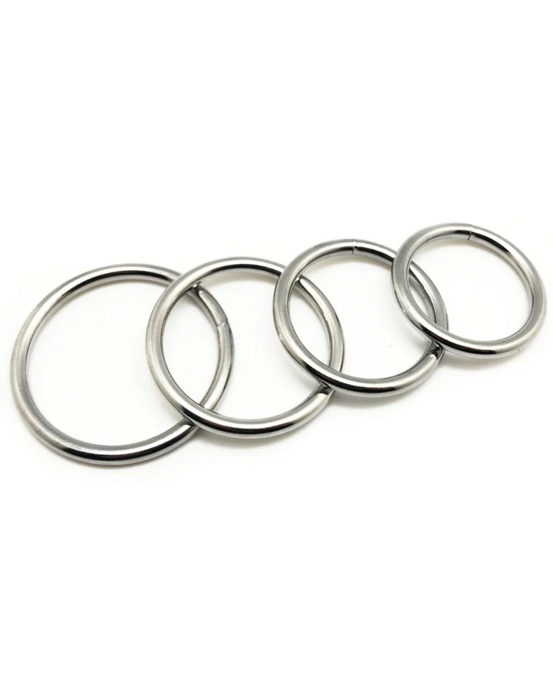 The Red Lot De 4 Cockrings En Métal ROUND LIGHT | Diamètre De 35 à 50mm 3 The Red Lot De 4 Cockrings En Métal ROUND LIGHT | Diamètre De 35 à 50mm