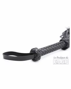 Correct Me Martinet Lofy Whip 65cm Noir 10 Correct Me Martinet Lofy Whip 65cm Noir -Cockrings Flexibles Soldes Boutique martinet lofy whip 65cm noir 3